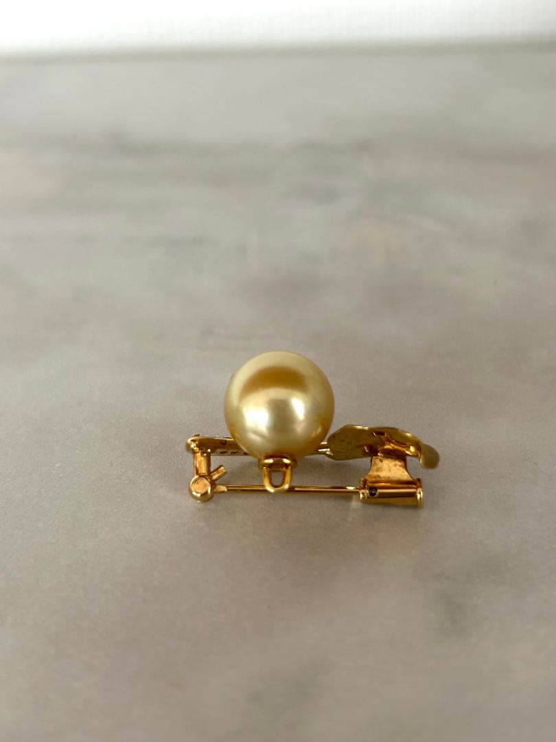 南洋真珠　ブローチ　K18 ダイヤモンド　ゴールド