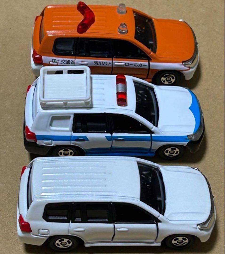 トミカ トヨタ ランドクルーザー 3台セット