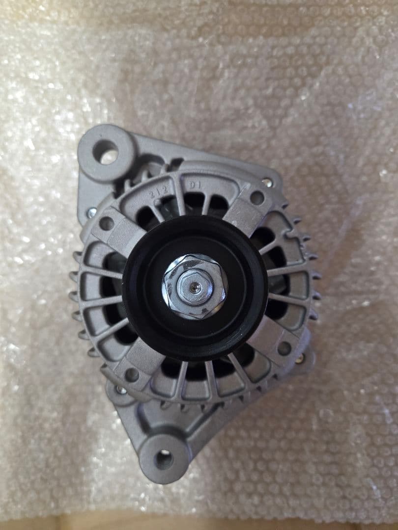 ダイハツ オルタネーター 27060-B2030 リビルト品 未使用