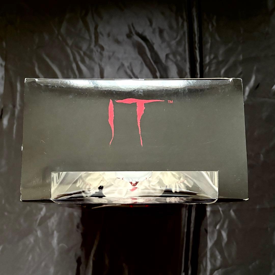 【未開封】激レア　IT ペニーワイズ　18インチ　フィギュア　メズコトイズ