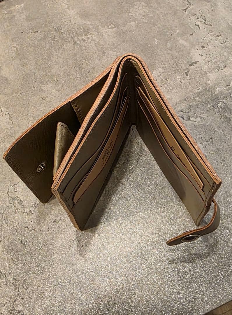 IL BISONTE 二つ折り財布 ベージュ