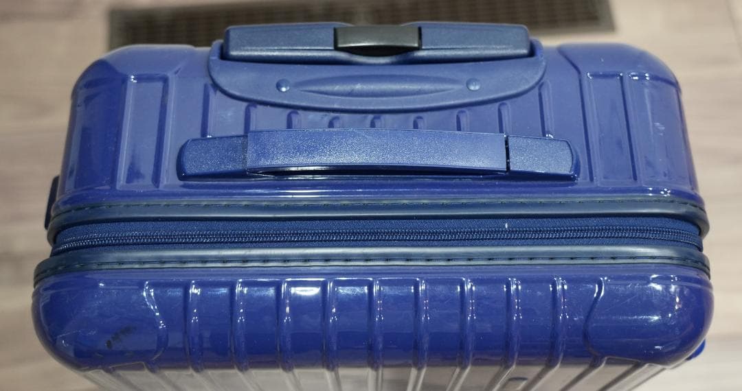 RIMOWA（リモワ）　サルサ　機内持込可