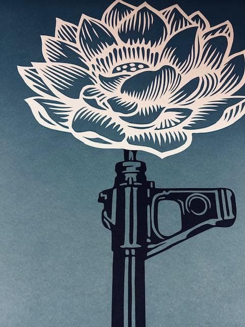 額装済/AK-47 Lotus 手書きサイン入り（オベイ）/アートポスター