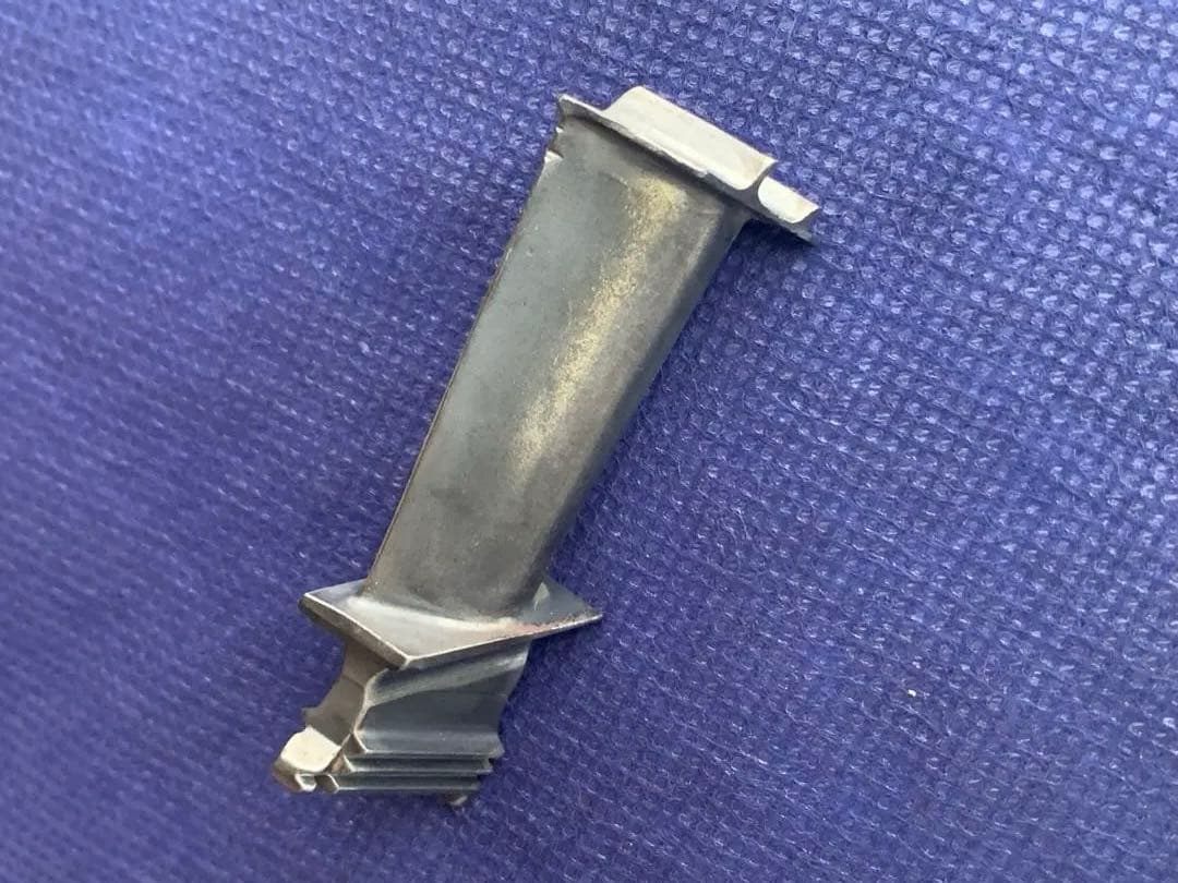 YS-11 高圧タービンブレード　1st stage ジェットエンジン飛行機部品