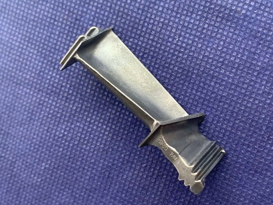 YS-11 高圧タービンブレード　1st stage ジェットエンジン飛行機部品