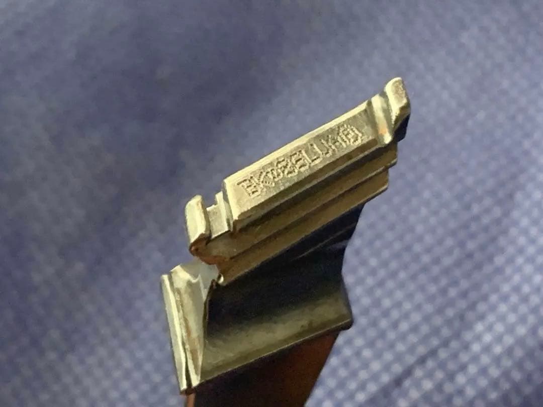 YS-11 高圧タービンブレード　1st stage ジェットエンジン飛行機部品