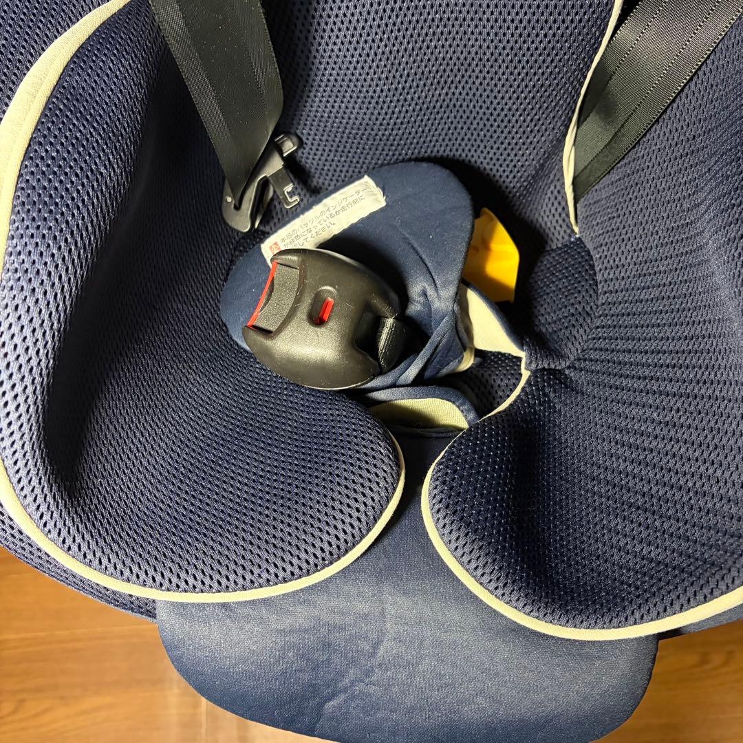 超美品 エールべべ ・クルット6i グランス カーメイト AILEBEBE