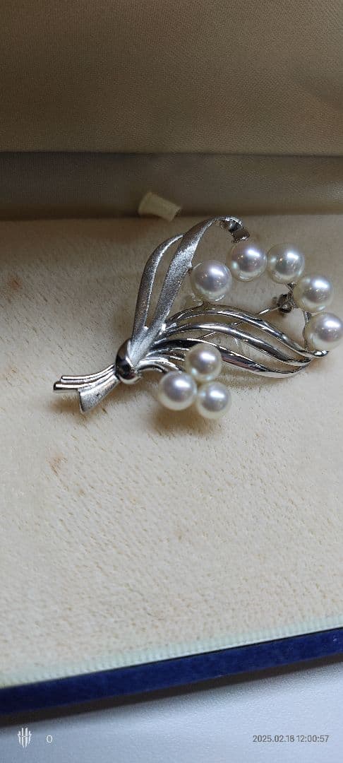 r*l様 ミキモト　シルバーブローチ