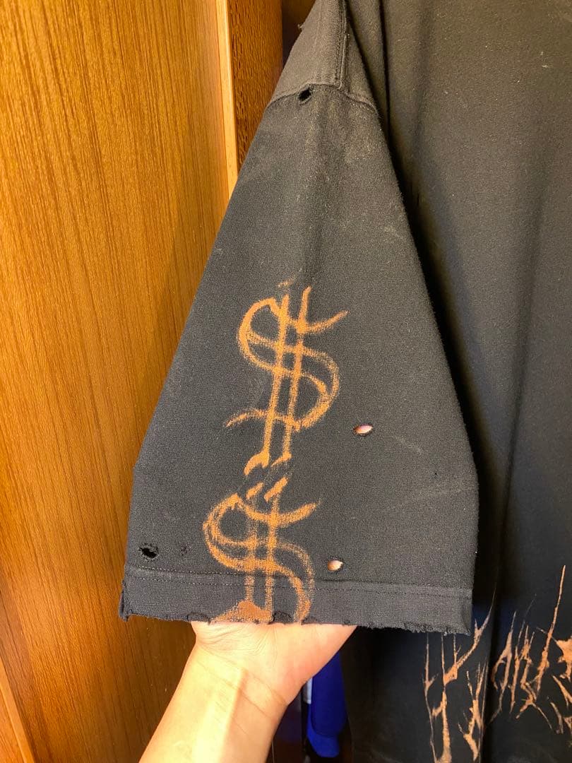 バレンシアガ　tシャツ