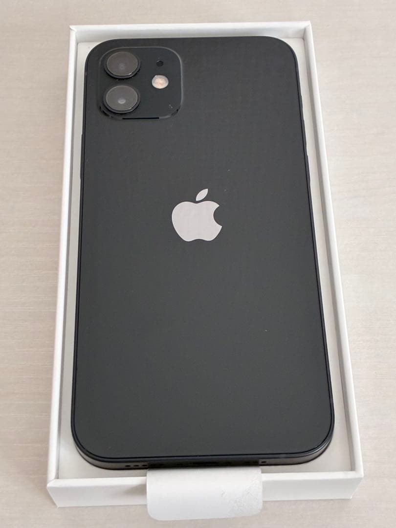美品☆iPhone12 256GB ブラック iFaceケース フィルムつき