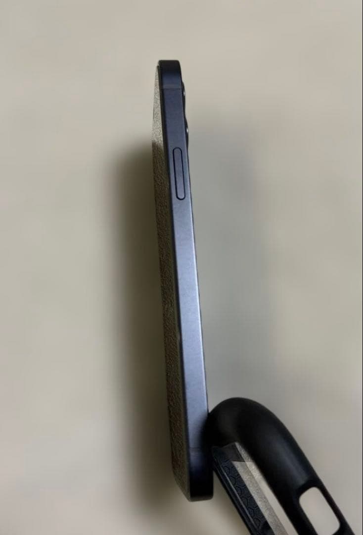 美品☆iPhone12 256GB ブラック iFaceケース フィルムつき