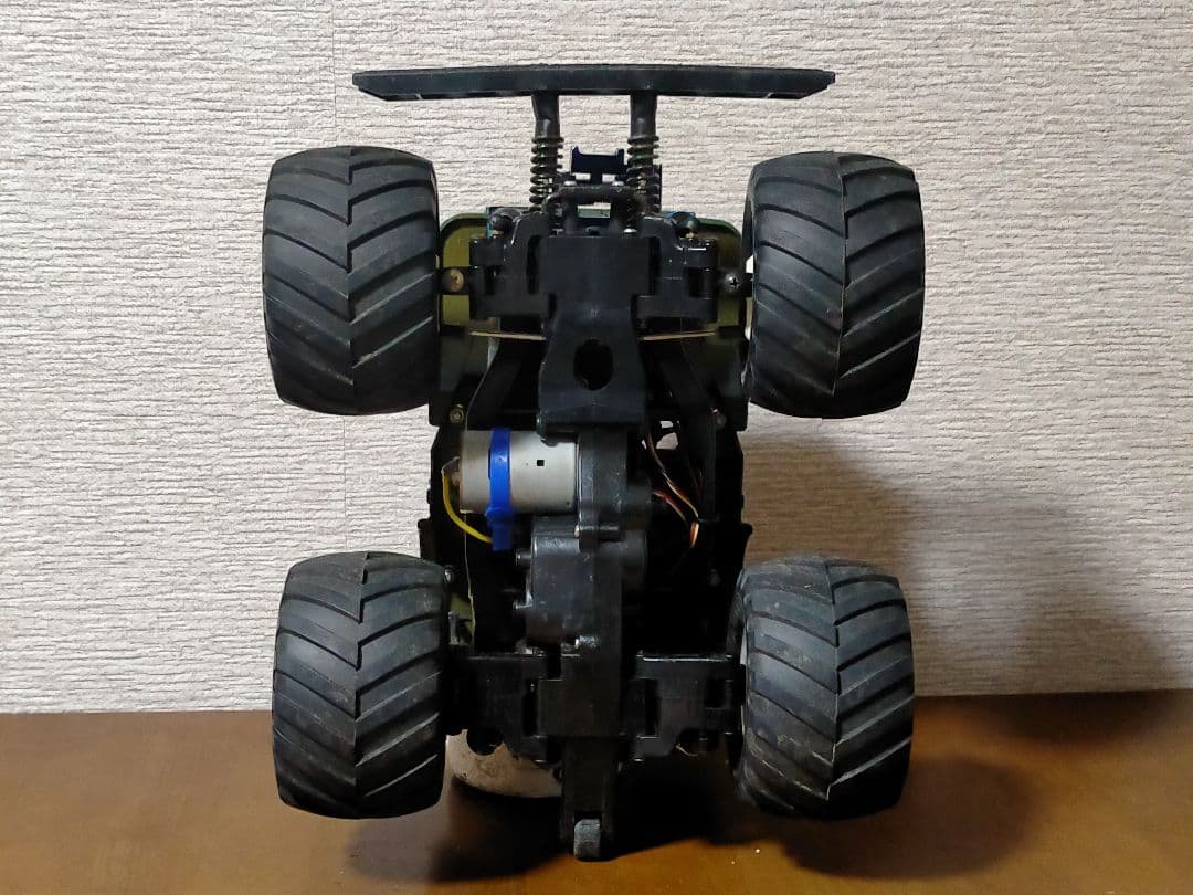 送料込中古タミヤ　ワイルドウイリー2　電動RCラジコン　WR-02　ビッグタイヤ