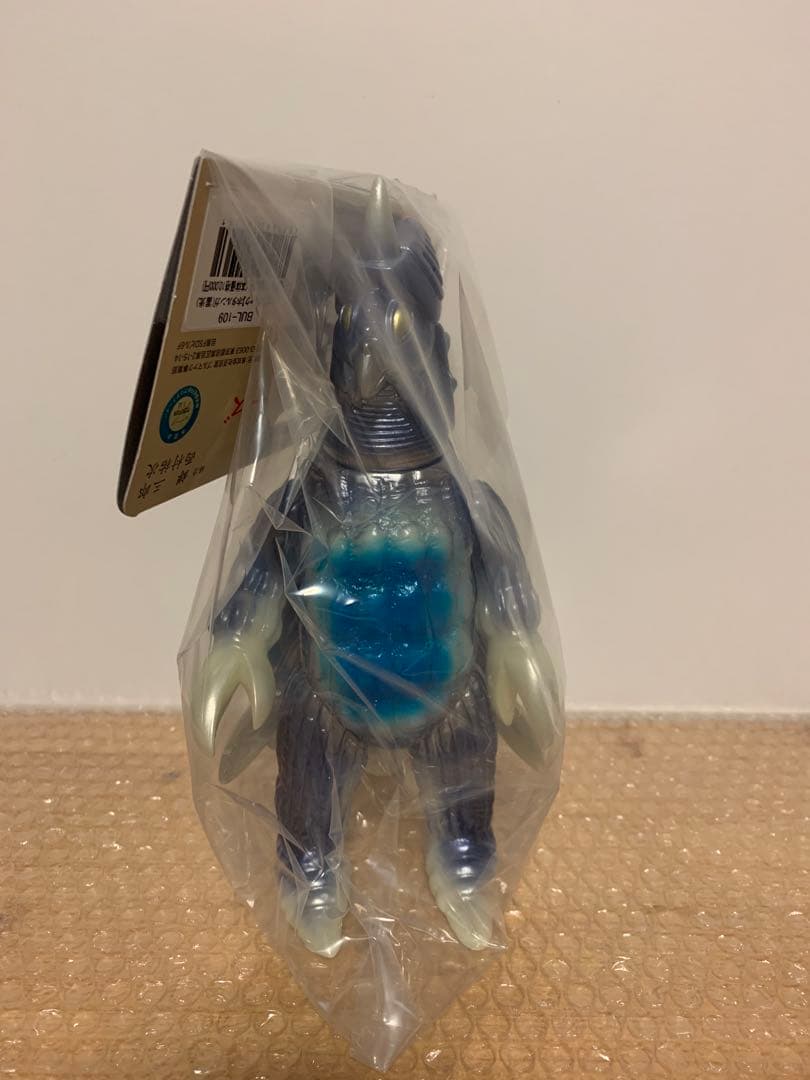 ブルマァク BULLMARK ホタルンガ（蓄光）ソフビアイランド限定