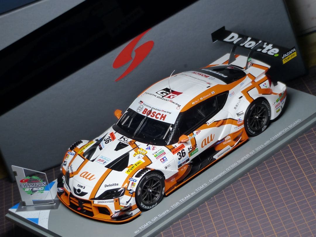 スパーク spark 1/18 au tom's gr supra 2023