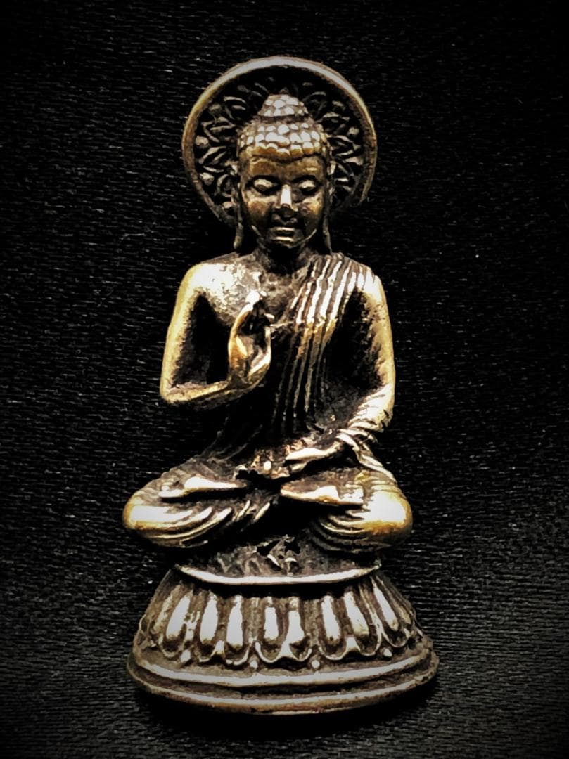 【 タイ鍍銀仏 】　骨董携行仏　ブラーフミー系文字刻