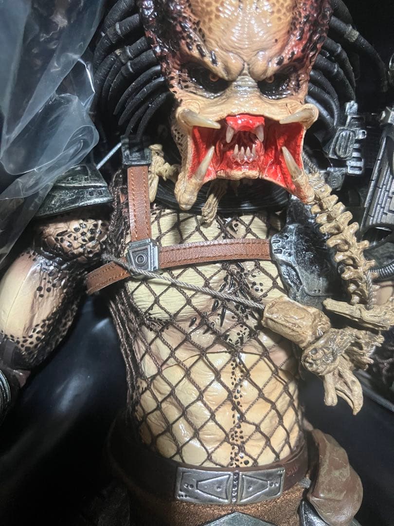 美品ホットトイズ　ジャングルハンタープレデター