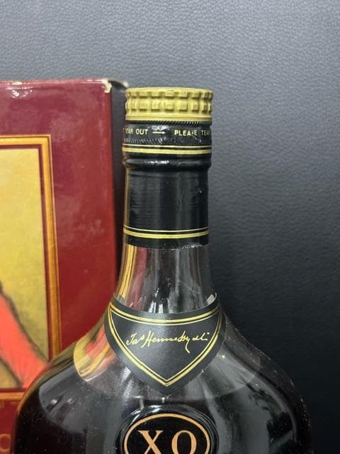 【古酒】ヘネシー Hennessy XO 金キャップ クリアボトル 700ml