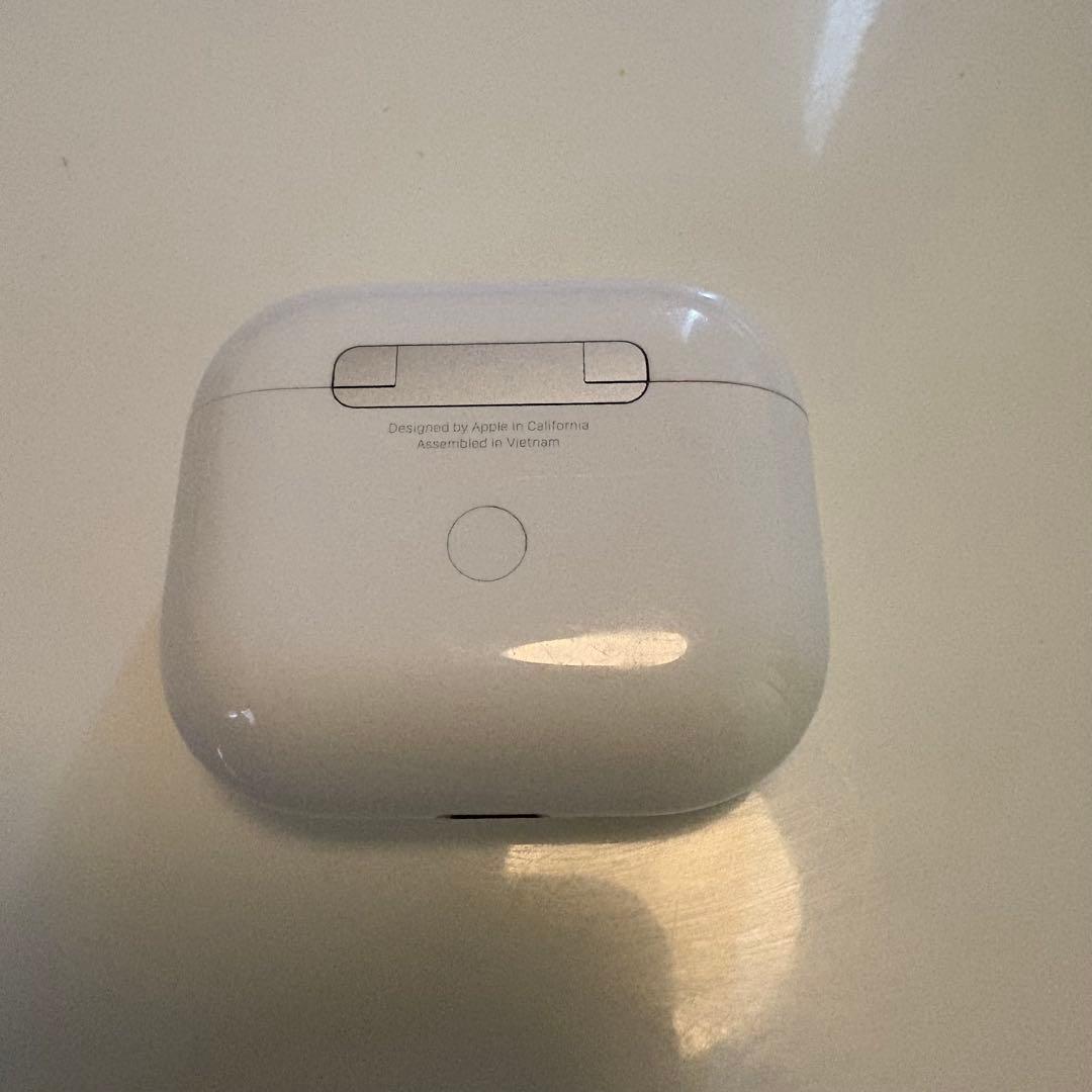 AirPods (第3世代) 充電ケース付き