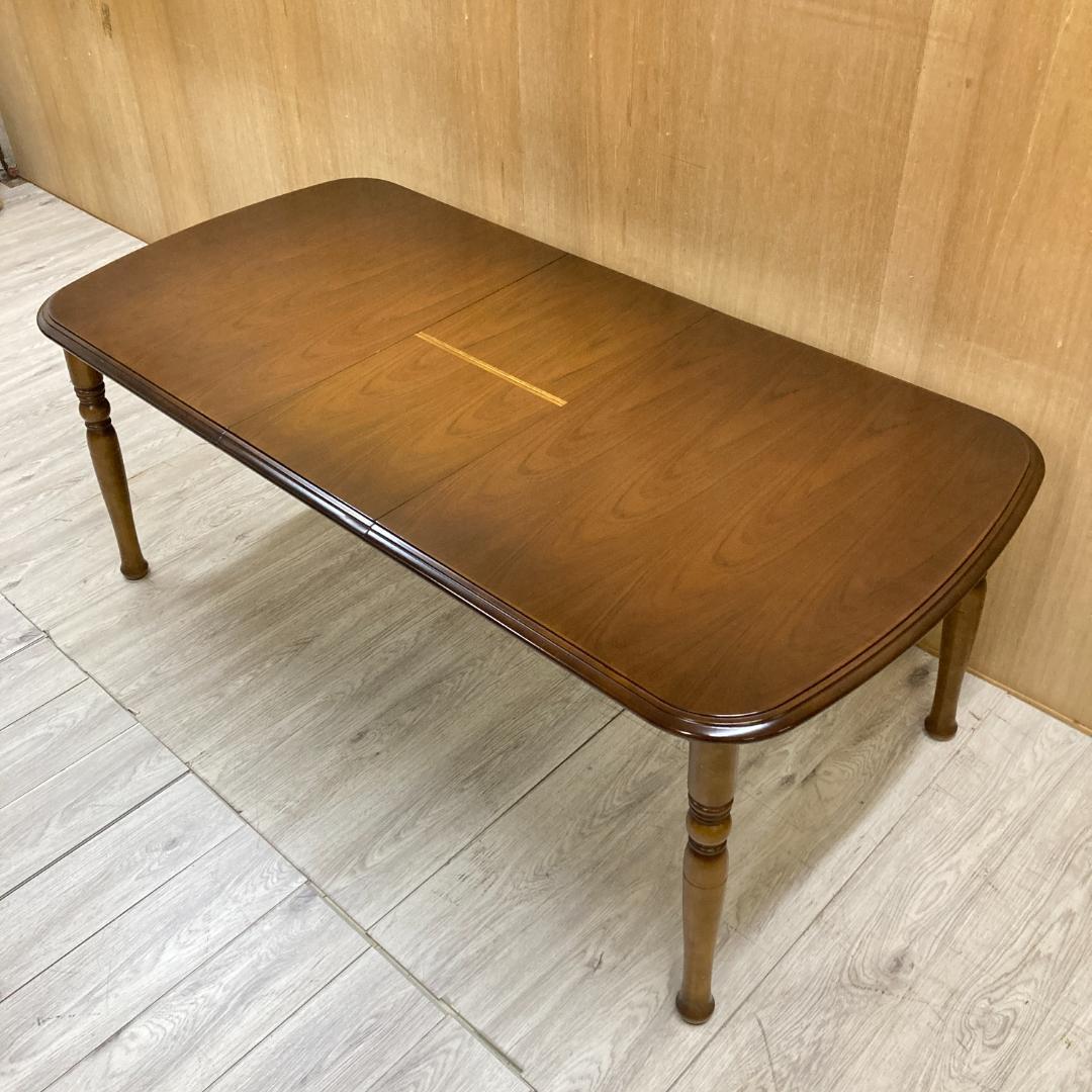 【カリモク】コロニアル　伸縮　ダイニングテーブル　エクステンション　食卓