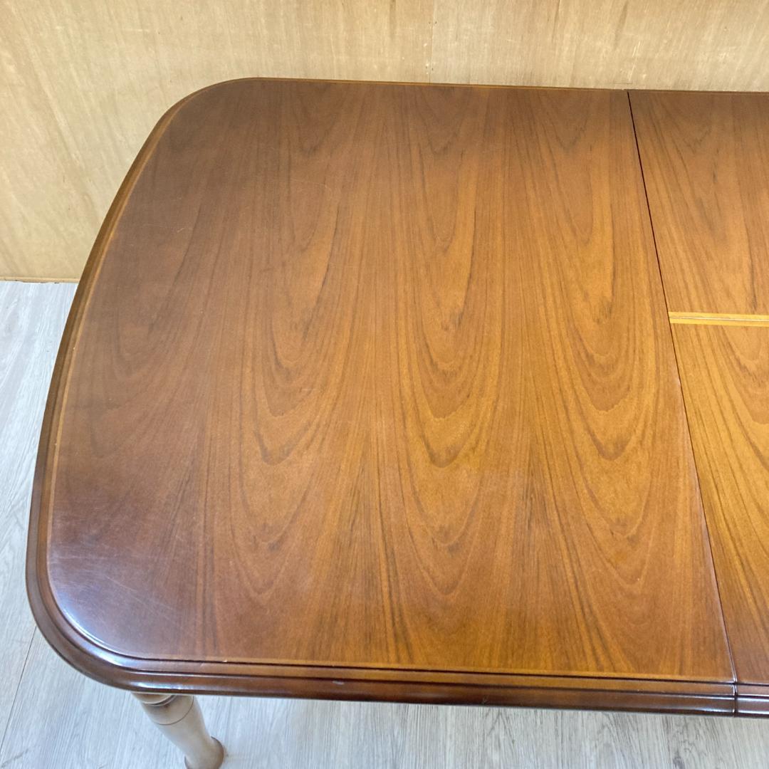 【カリモク】コロニアル　伸縮　ダイニングテーブル　エクステンション　食卓