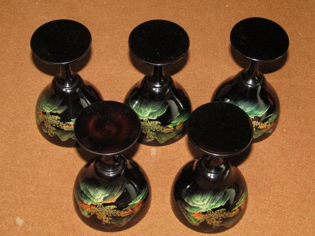 【中国漆器　山水図蒔絵　洋酒器揃　リキュールグラス・シェーカー・トレイ】未使用品
