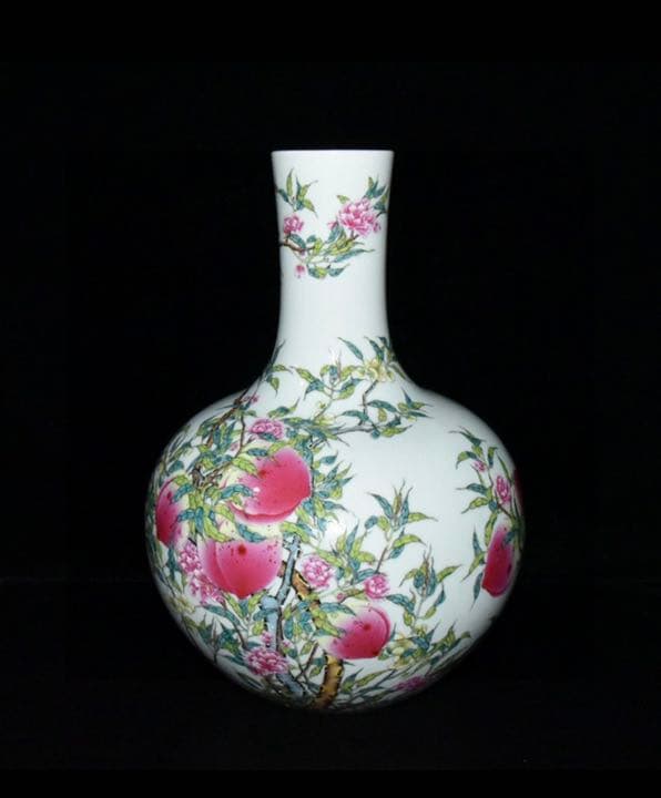 大清雍正年製款・粉彩・八桃紋・天球瓶』極細工・置物・古賞物・古董・