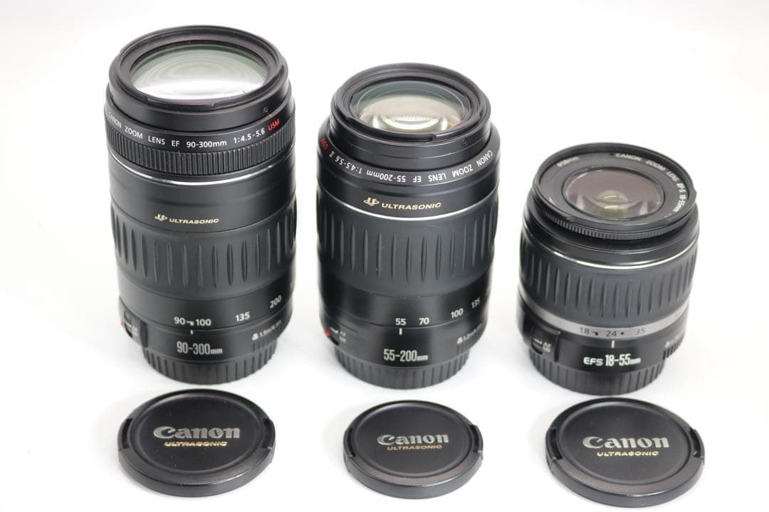 美品 【Canon EOS Kiss X9 トリプルレンズセット】Wi-Fi搭載