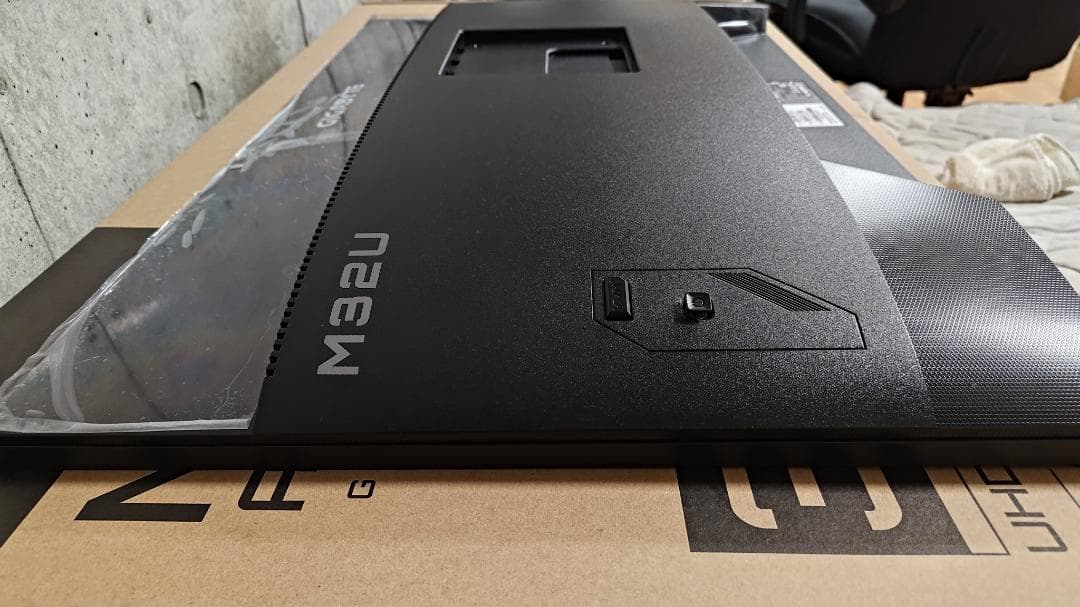 GIGABYTE M32U-AE 4K 31.5インチ ゲーミングモニター