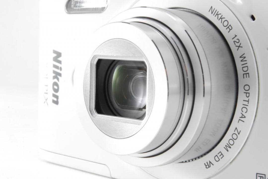 デジタルカメラ Nikon Coolpix S6900