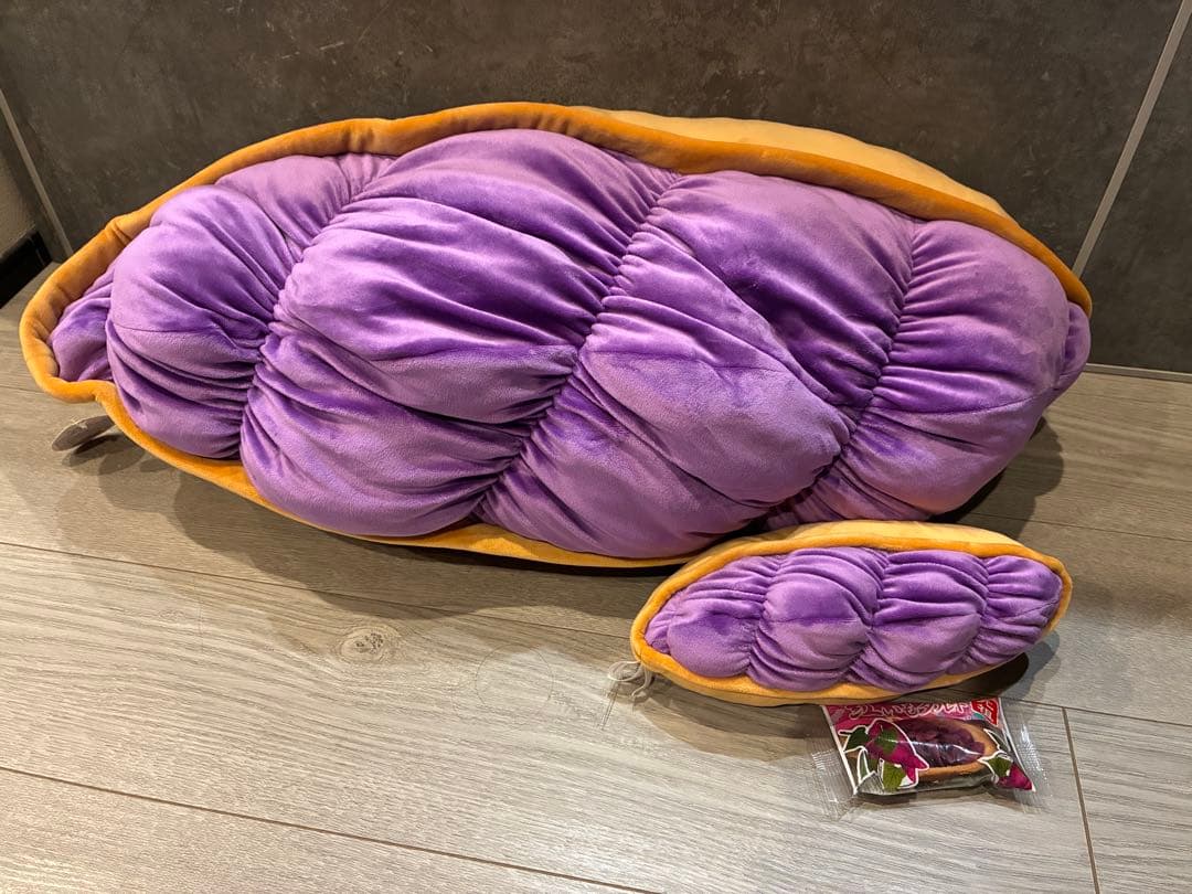 【非売品】特賞　紅いもタルト　ぬいぐるみ　御菓子御殿限定　紅芋タルトくじ