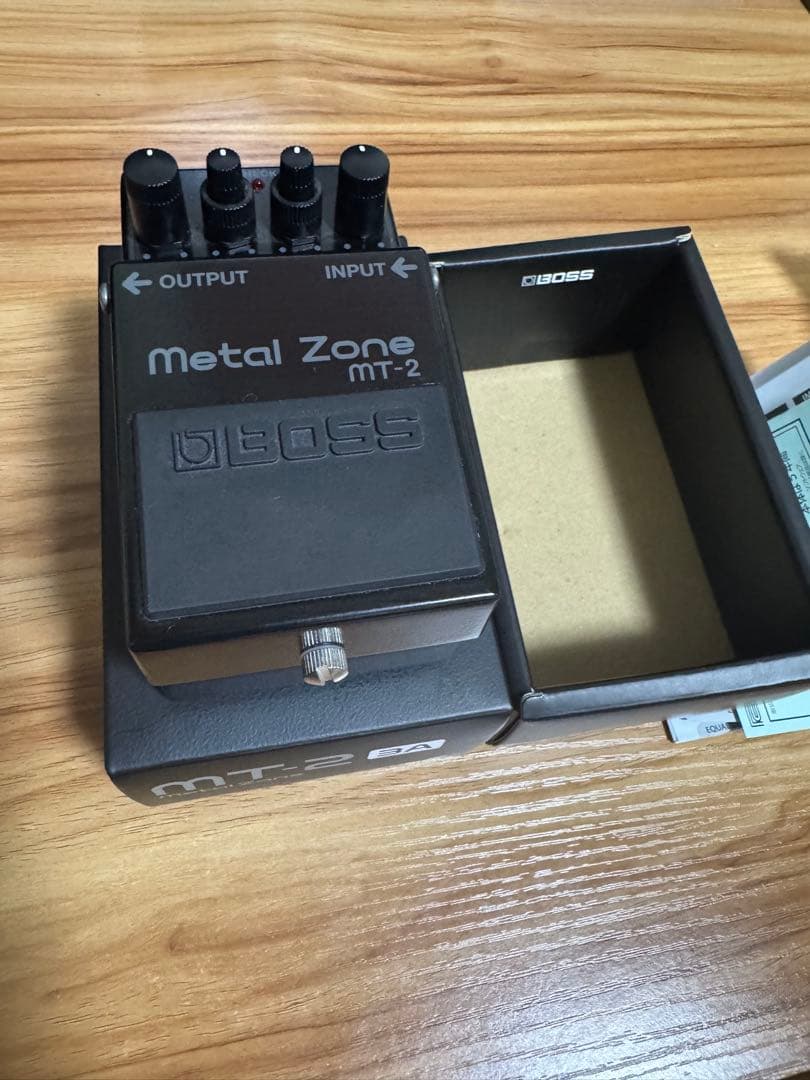 BOSS l Zone MT-2 3A ギターエフェクター