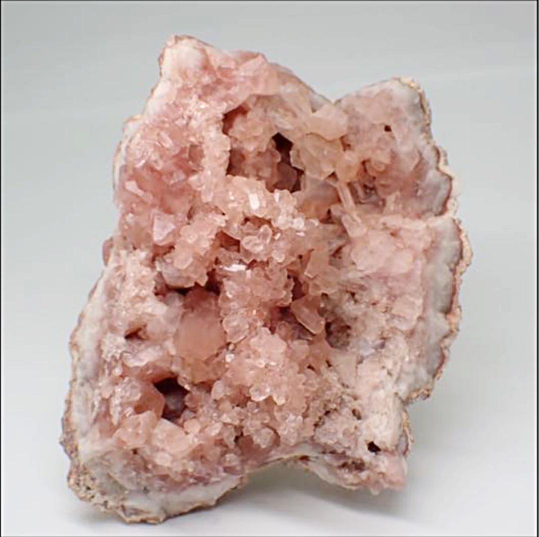 【アルゼンチン/パタゴニア/choique鉱山】ピンクアメジストの原石②