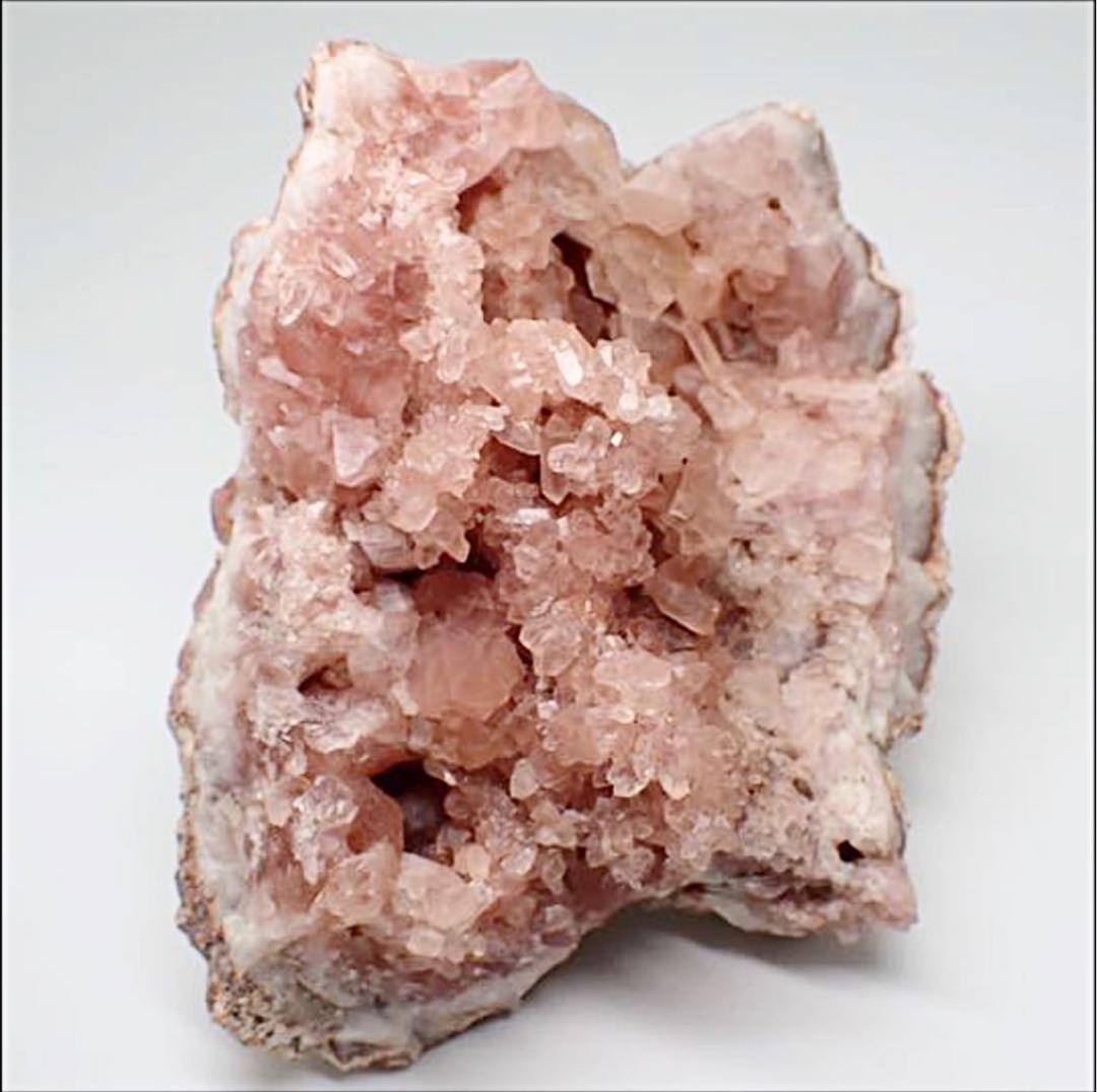 【アルゼンチン/パタゴニア/choique鉱山】ピンクアメジストの原石②