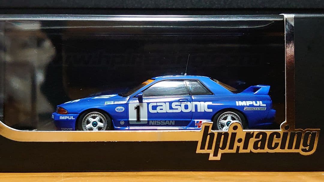 1/43 hpi カルソニック r32 bnr32