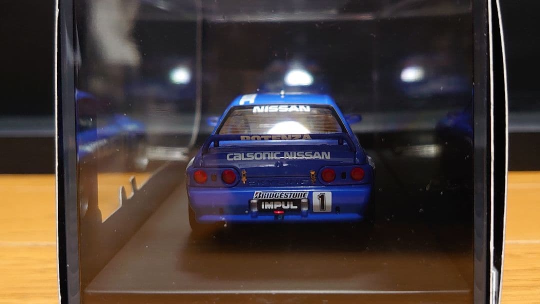 1/43 hpi カルソニック r32 bnr32