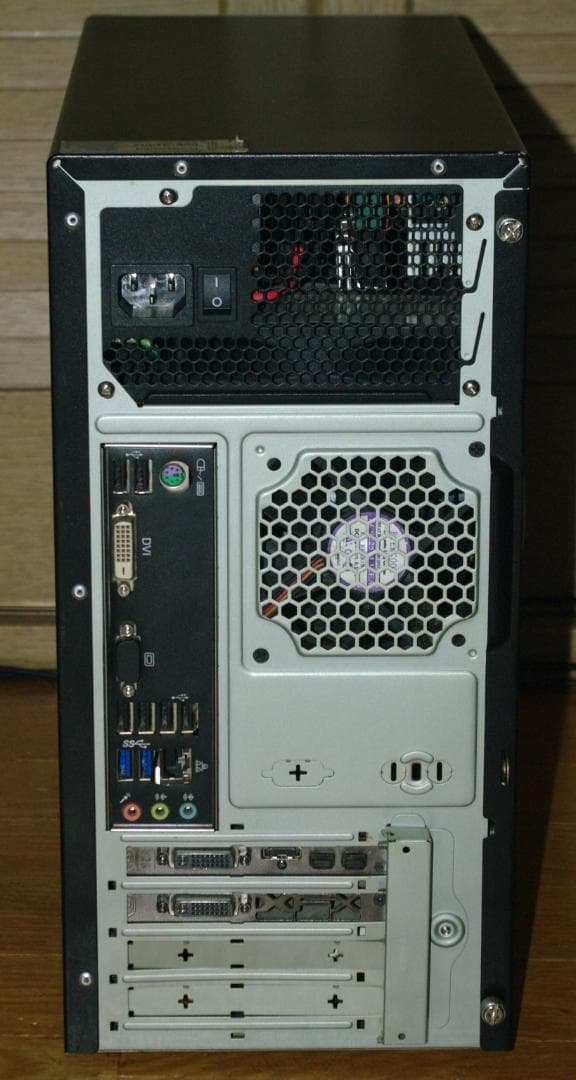 デスクトップPC ,win11,i7,SSD,グラボ,RADEON７８７０