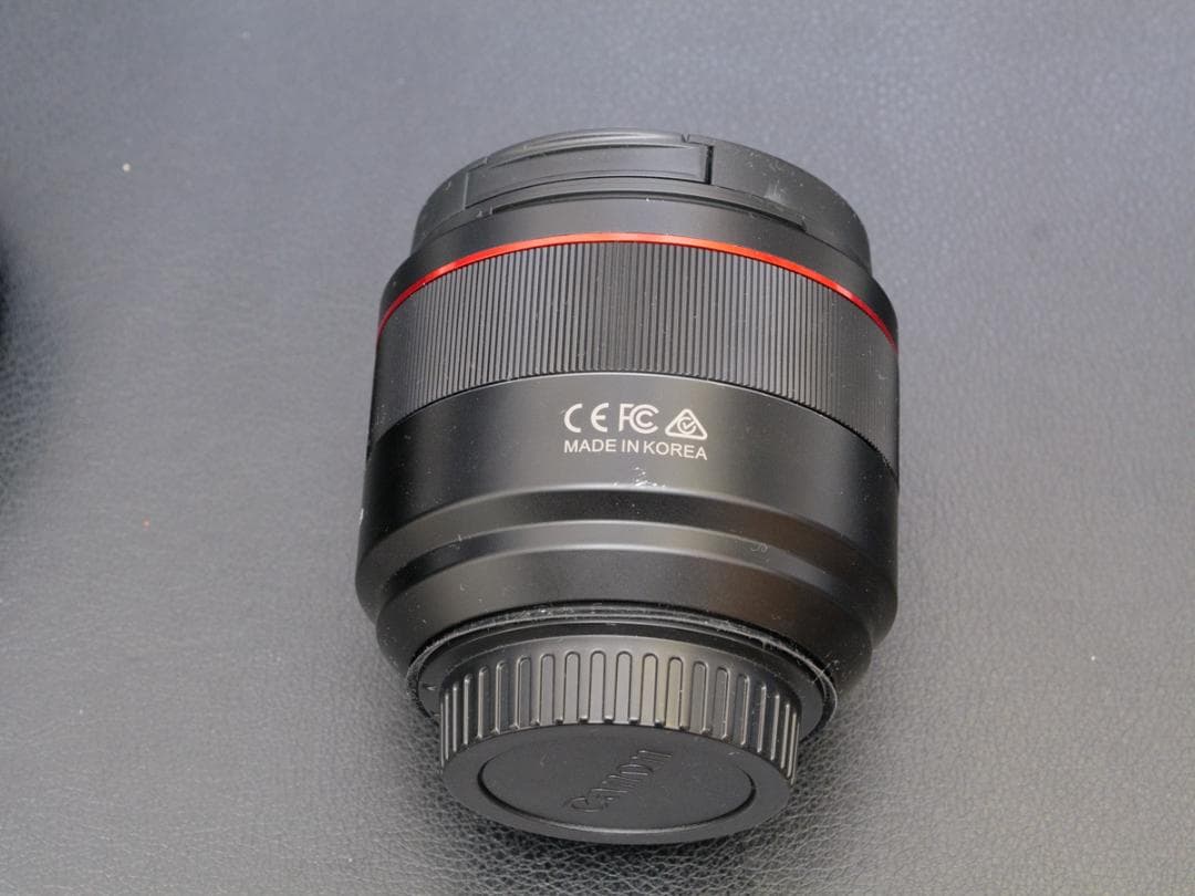 SAMYANG AF 85mm F1.4 キヤノンEF [キヤノンEFマウント]