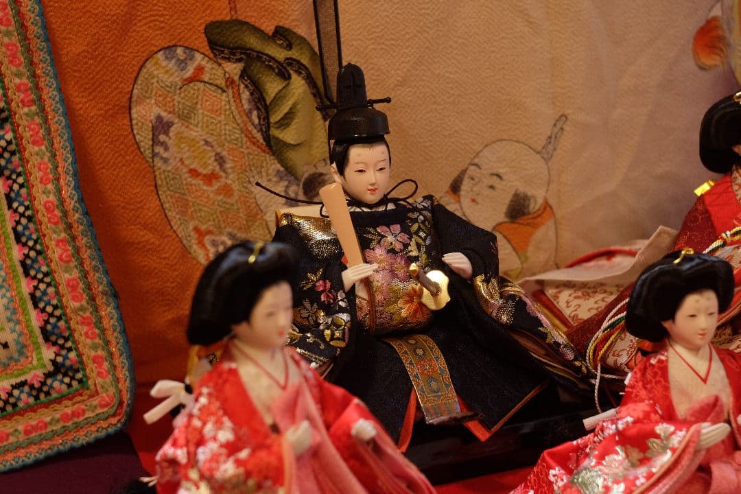 伝統的な雛人形セット　梛葉五人揃え