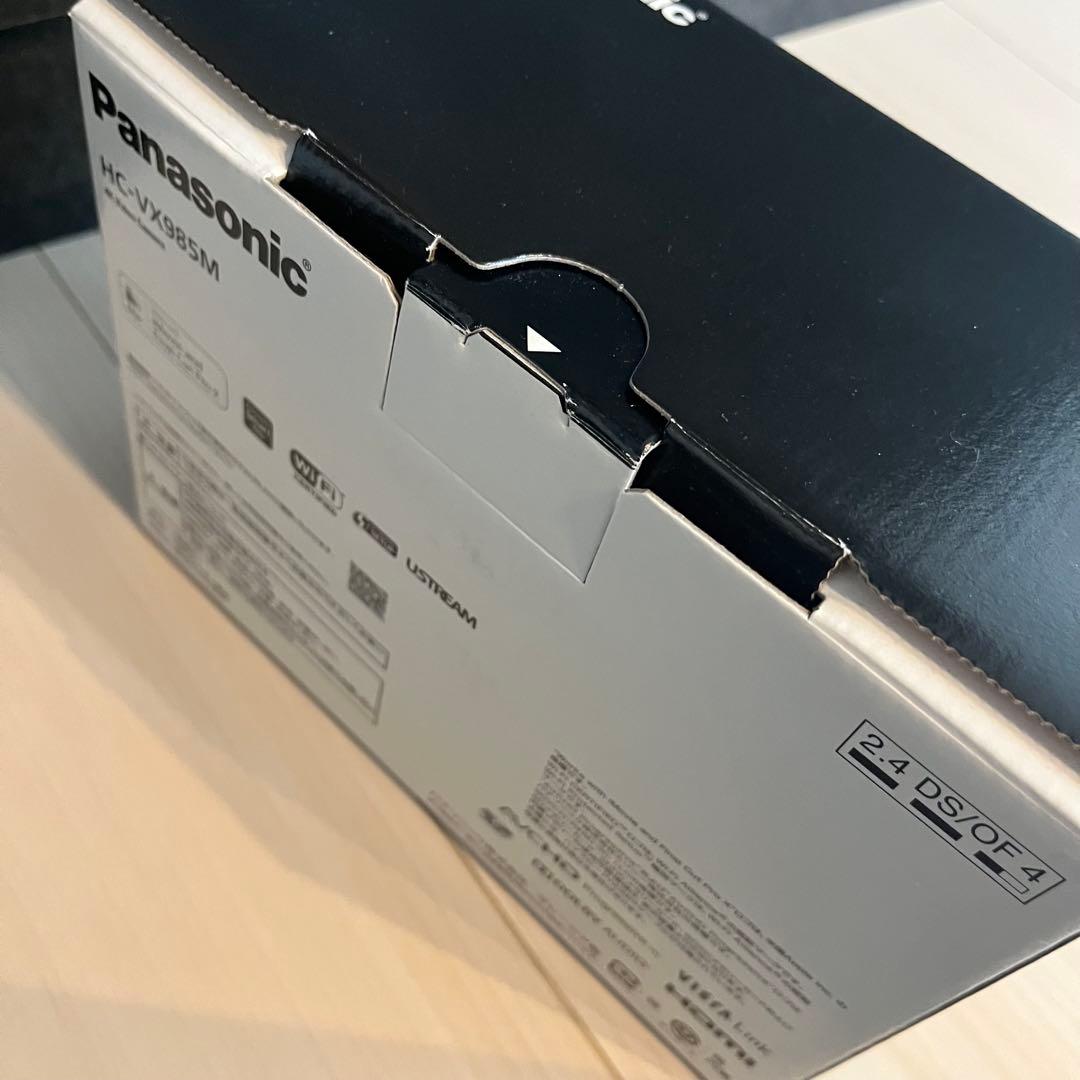 【新品未使用】Panasonic HC-VX985M 4Kビデオカメラ ホワイト