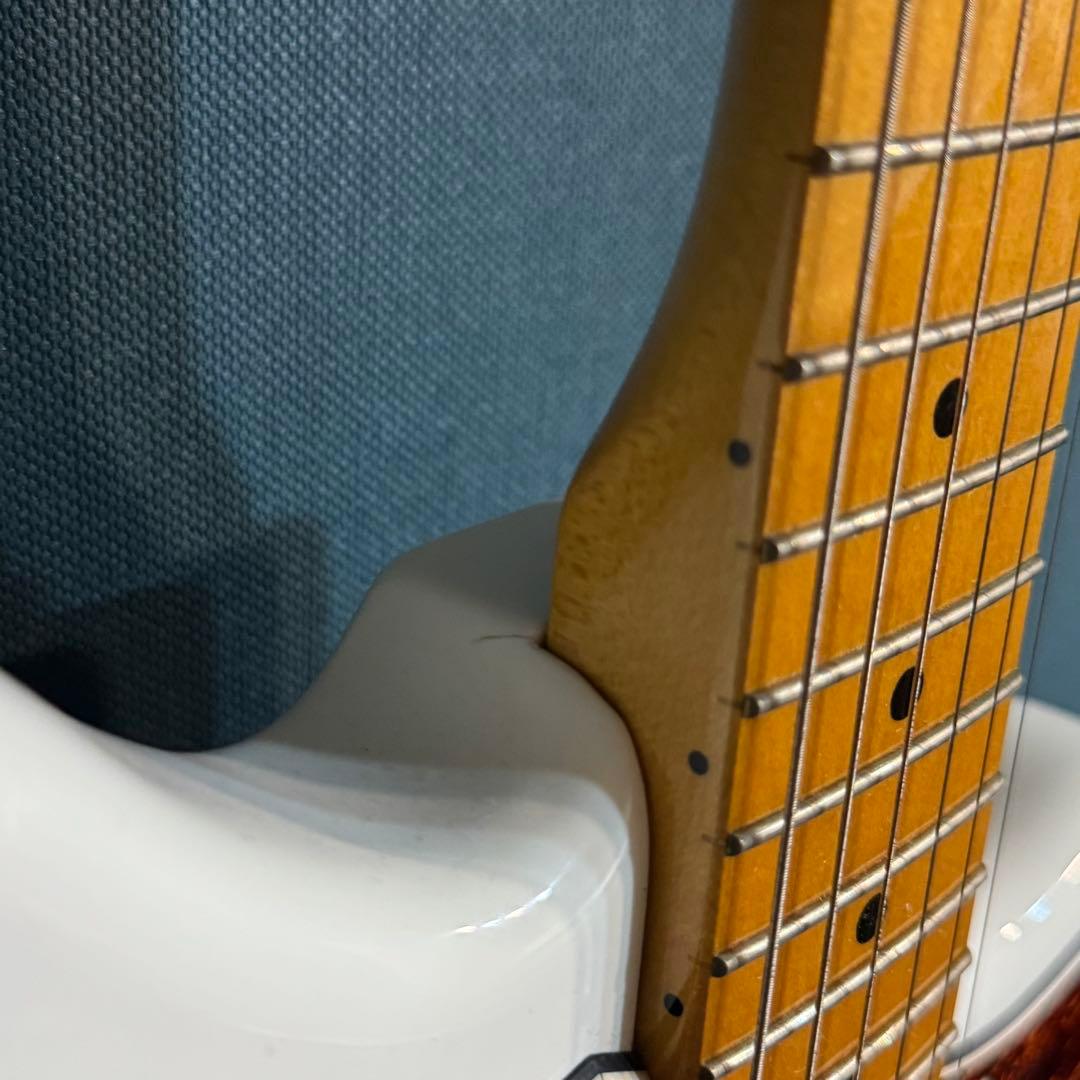 Squier by Fender スクワイヤー　フェンダー ジャズマスター