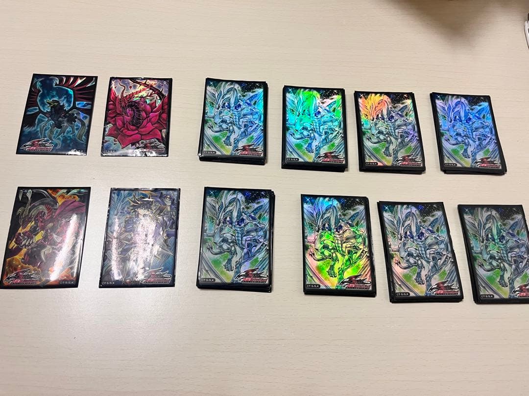 遊戯王　スターダストドラゴン　スリーブ80枚　おまけ4枚