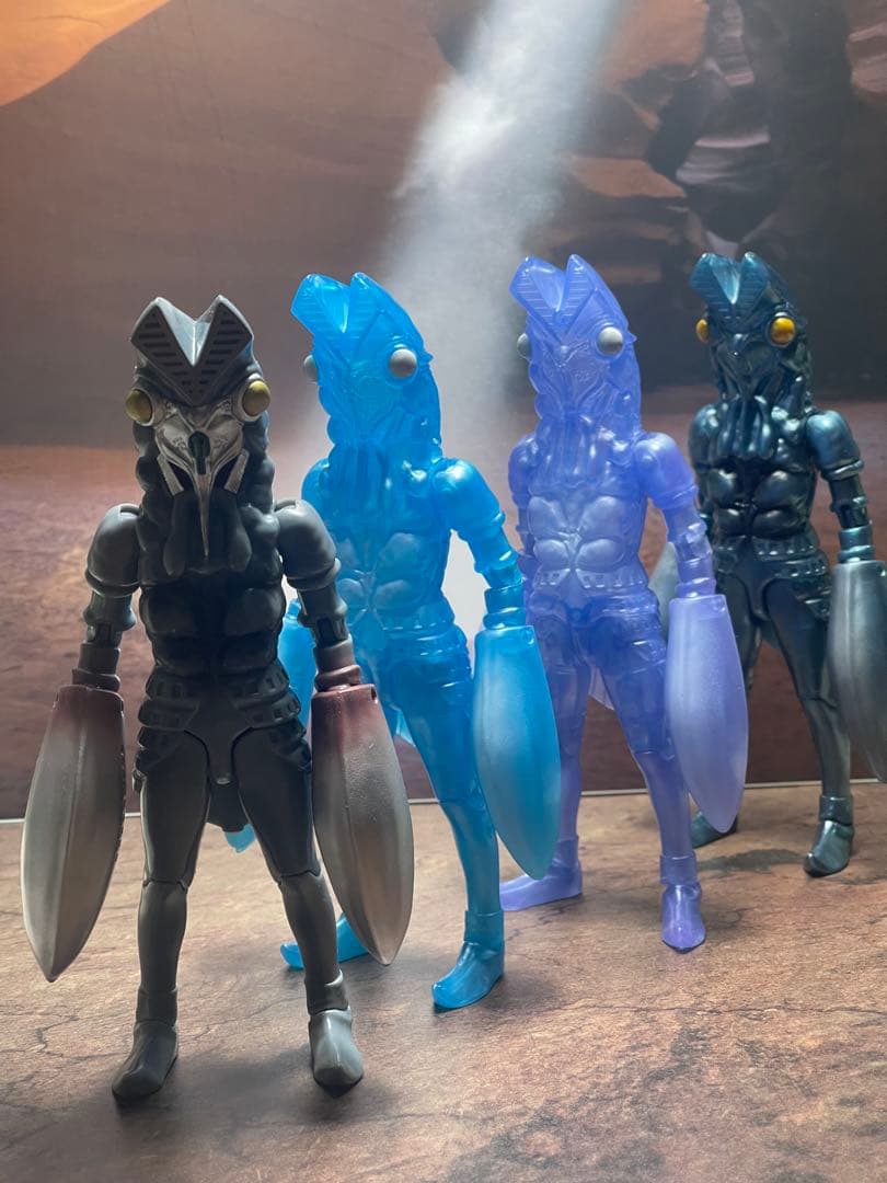 【本体のみ】バルタン星人分身カラー＋通常版 ウルトラアクションフィギュア