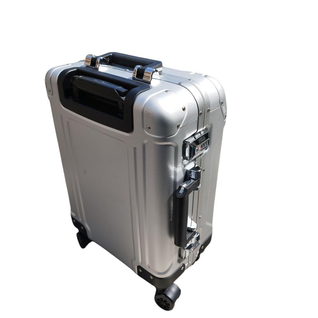 ゼロハリバートン ZERO HALLIBURTON ZRG219-SI 31L