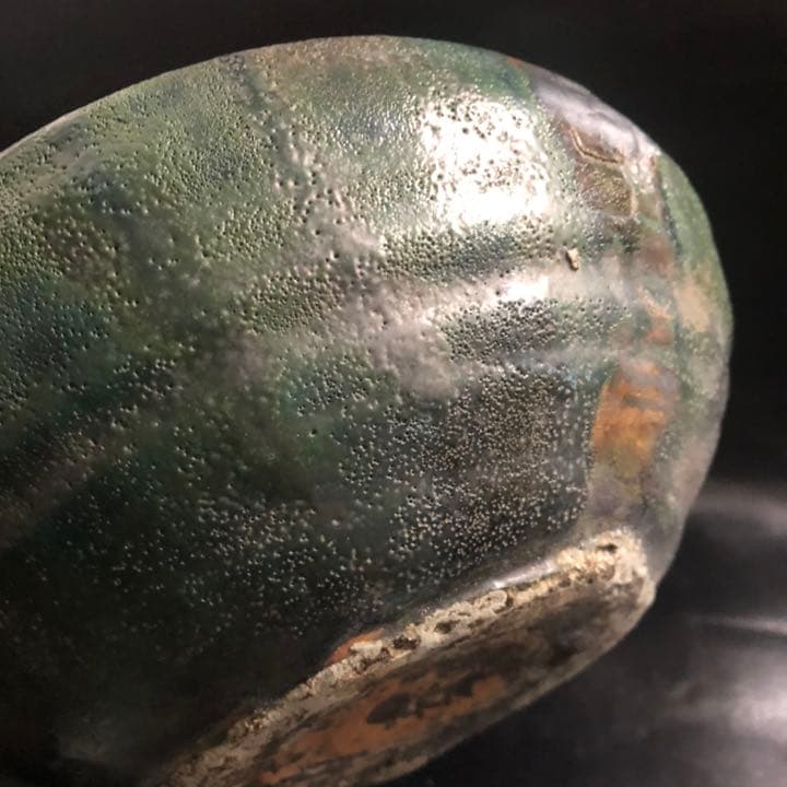 遺品整理◼️蔵の奥から怪しげな古い謎の壺、壷、花瓶が出てきた。花道具