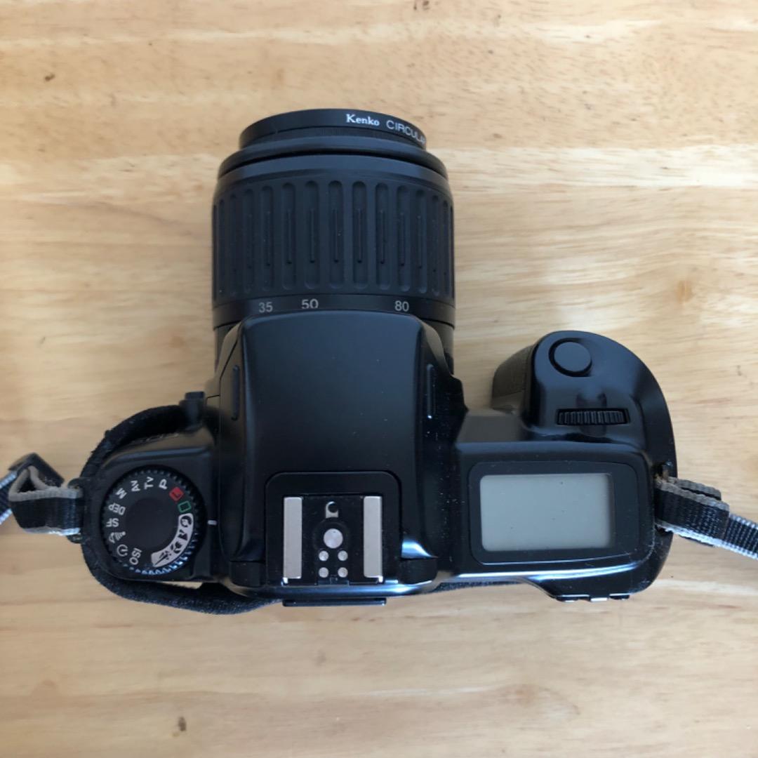 Canon EOS 1000 S 本体　標準レンズ　偏光フィルター付