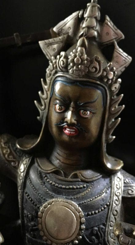 ◆ケサル大王像◆チベットの英雄