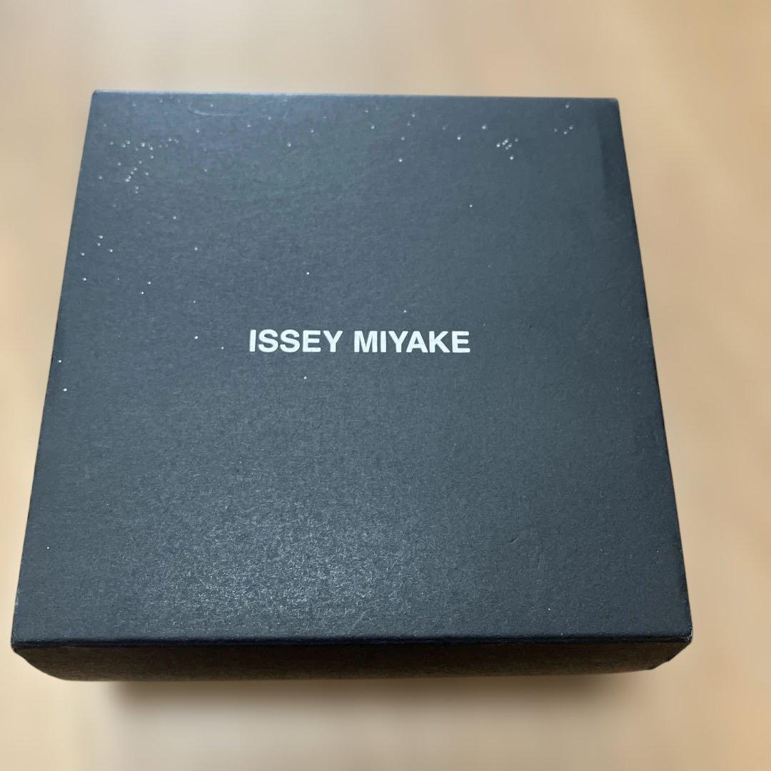 電池要交換 ISSEY MIYAKE C NYAD002