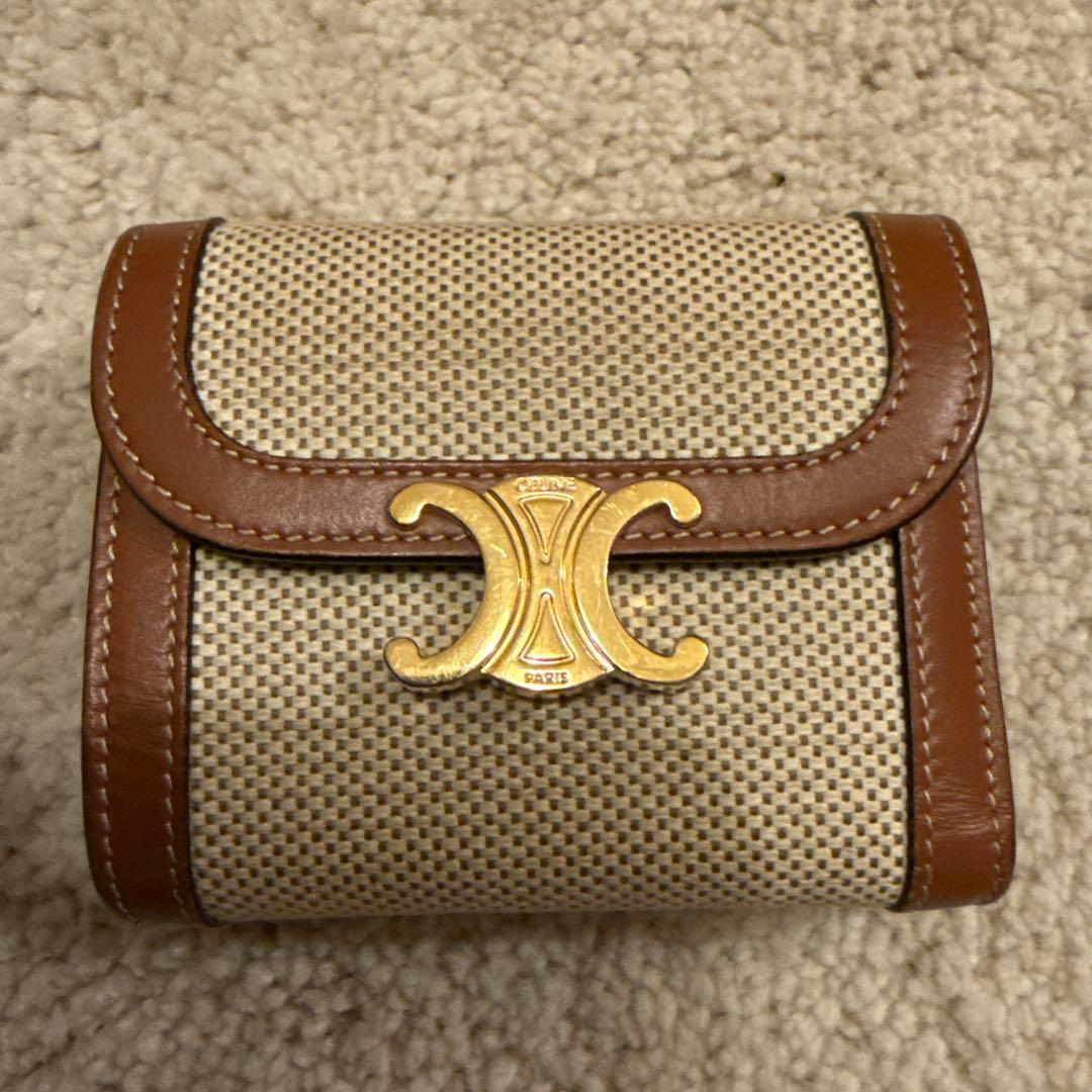 CELINE ＊ スモールフラップウォレット