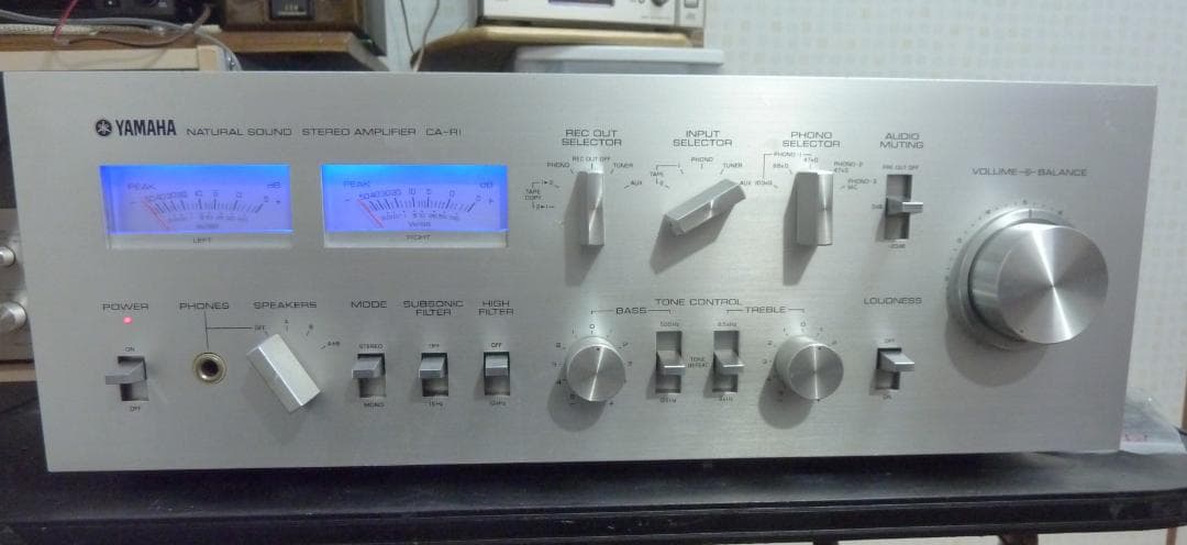 ヤマハ　CA-R1