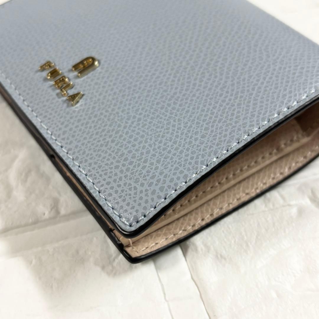 【未使用】FURLA　２つ折り財布　カメリア　ブルー　ベージュピンク　コンパクト